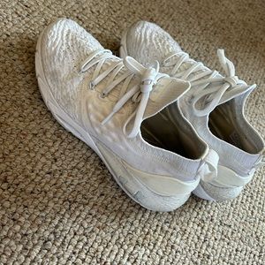 Under armour tennis shoes